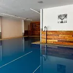 Grichting & Serviced 3*