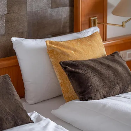 Hotel Grichting & Serviced Leukerbad