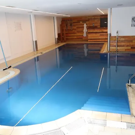 Grichting & Serviced Hotel