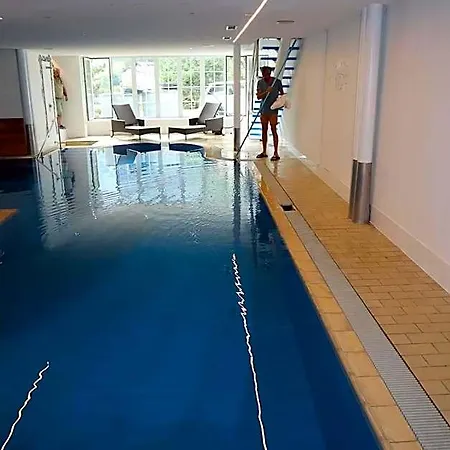 Grichting & Serviced Hotel 3*