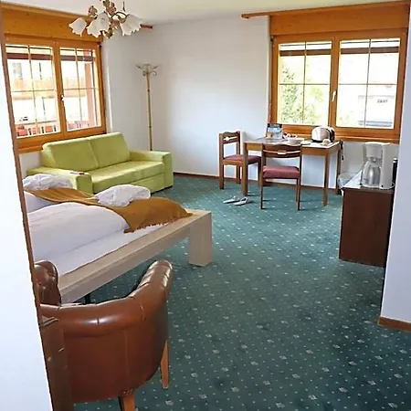 Grichting & Serviced 3*