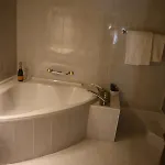 Hotel Grichting & Serviced 3*