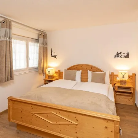 Grichting & Serviced Hotel 3*