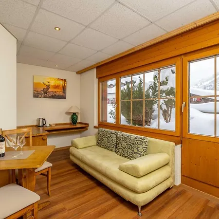 Hotel Grichting & Serviced