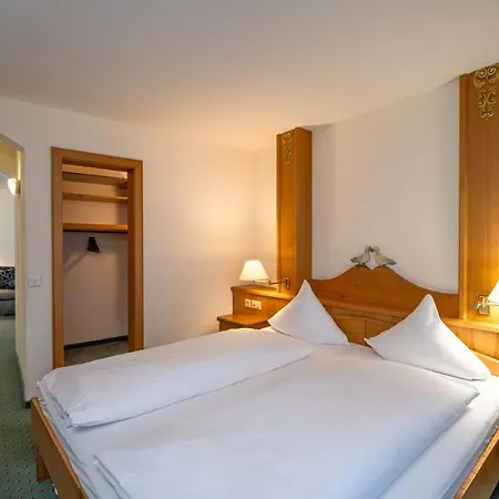 Grichting & Serviced 3*